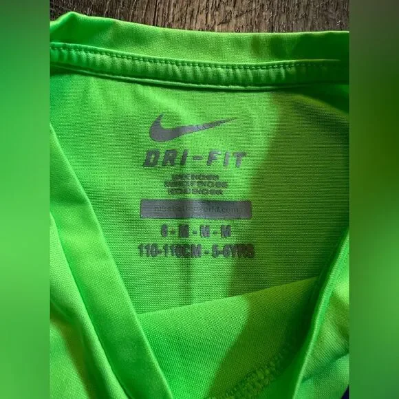Nike Girls Dri-Fit Tank Top Neon Green Purple Swoosh Size 5/6 - Picture 4 of 8